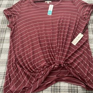 NWT Nine Britton brand knit front knit top